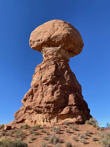 A mushroom-shaped angle of Balanced Rock