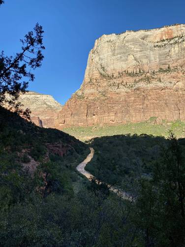 Northern view into Zion Valley from the Kayenta Trail