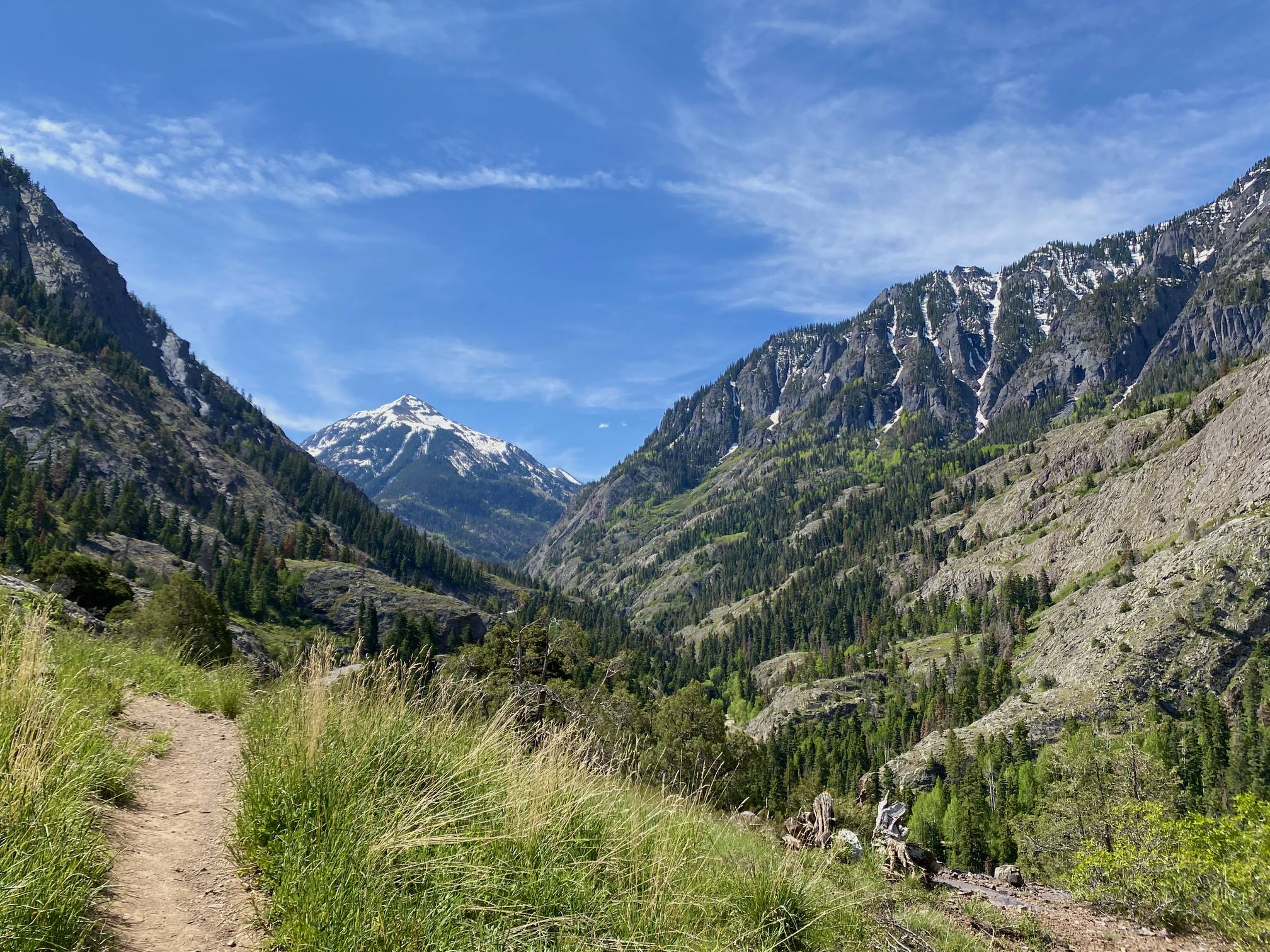 Colorado's Million Dollar Highway - Plan a day's drive adventure along the iconic Million Dollar Highway in Colorado. Explore the best short trails, roadside stops, waterfalls, vistas, ghost towns, and hot springs within a ~6 hour road trip.