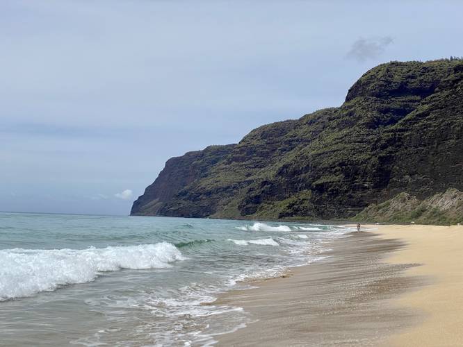 View of southern Na Pali coastal cliffs at Polihale State Park