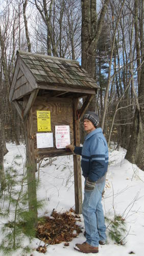 Small Kiosk with map and information at the end of Scot's trail
