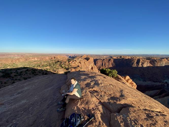 Relaxing at the 2nd Overlook of Upheaval Dome